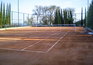 Реконструкція тенісних кортів